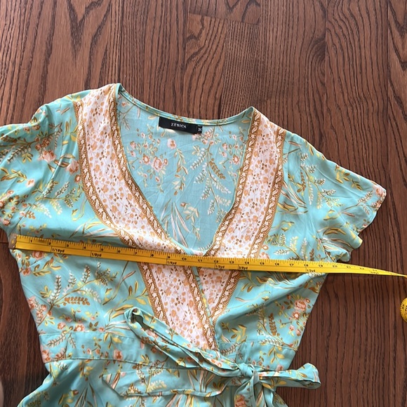 Zesica Prairie Style Wrap Dress - Picture 7 of 11